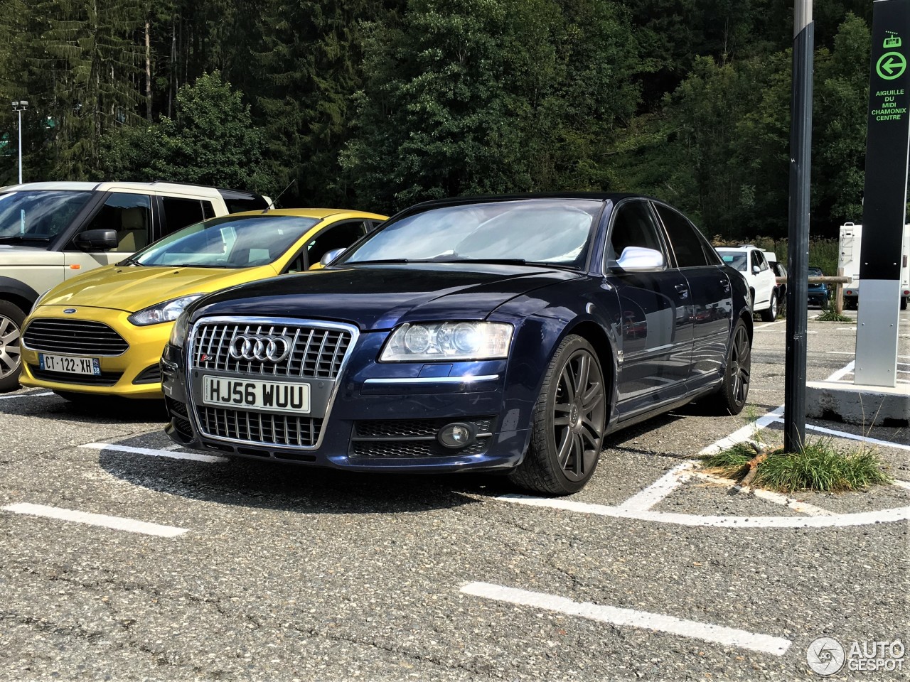 Audi S8 D3