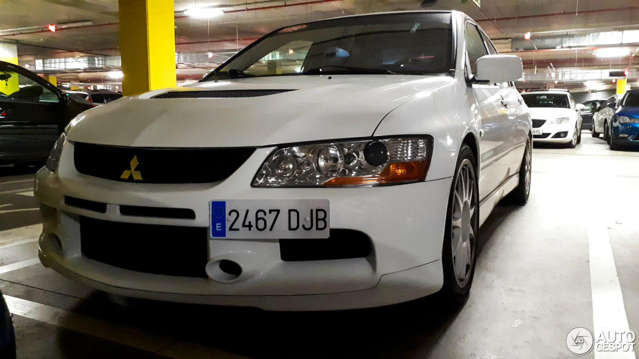 Mitsubishi Lancer Evolution IX