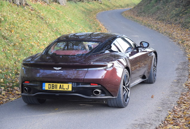 Aston Martin DB11 V8