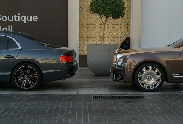 Bentley Flying Spur V8