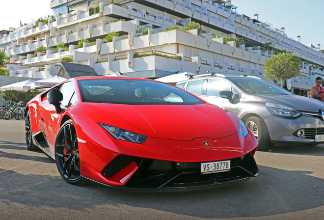 Lamborghini Huracán LP640-4 Performante