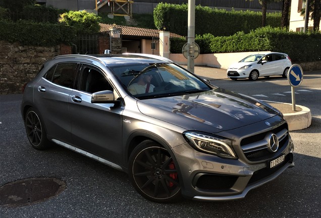 Mercedes-Benz GLA 45 AMG X156