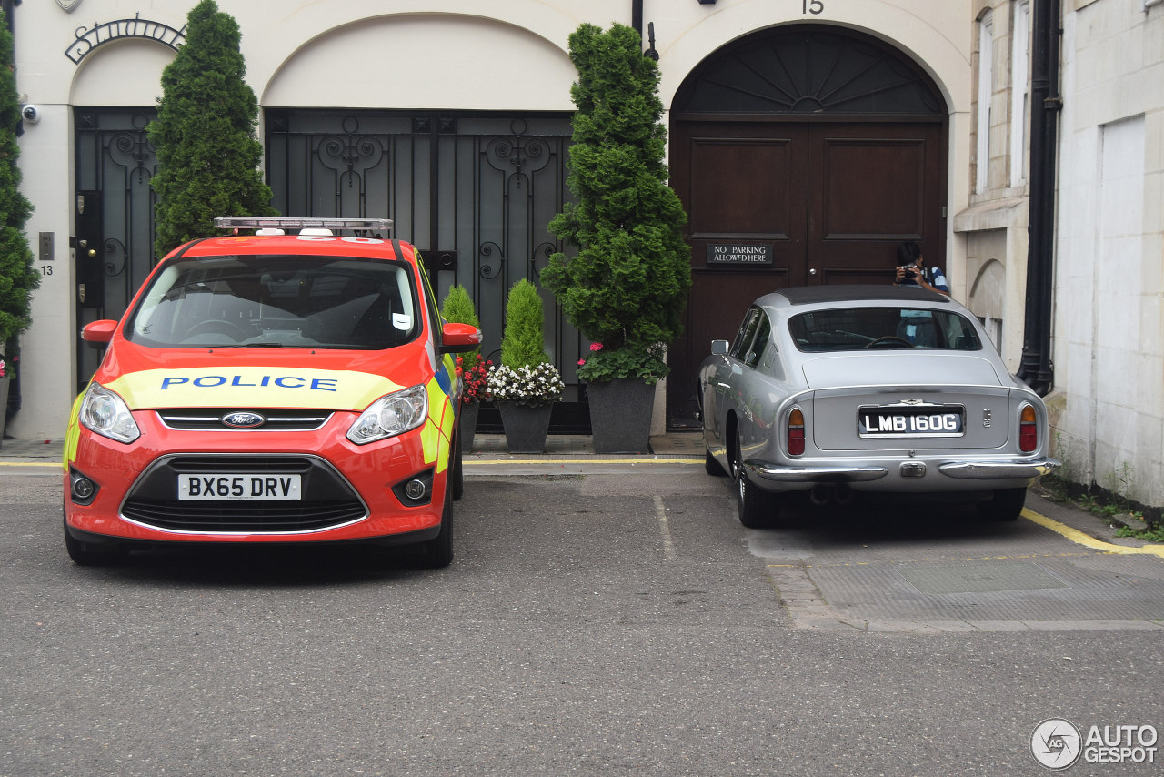 Aston Martin DB6 Superleggera