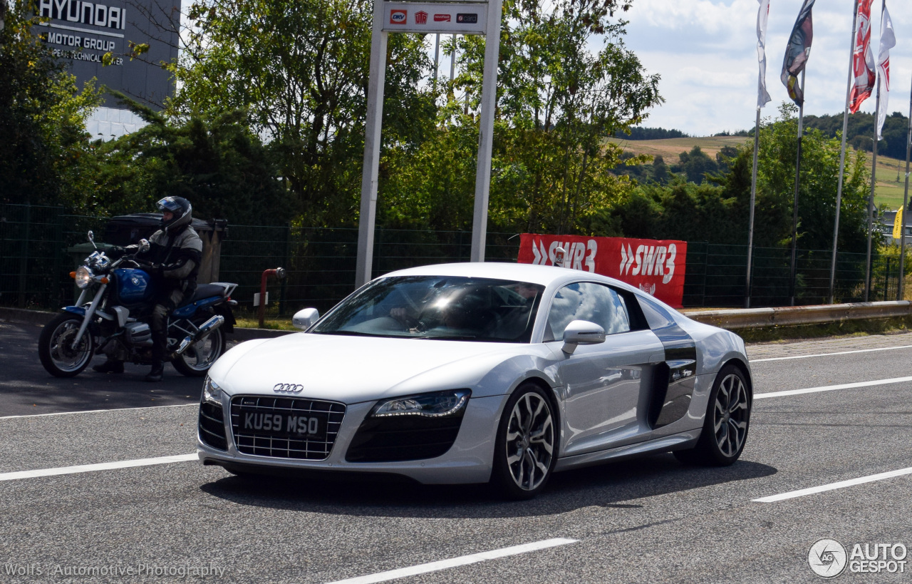 Audi R8 V10