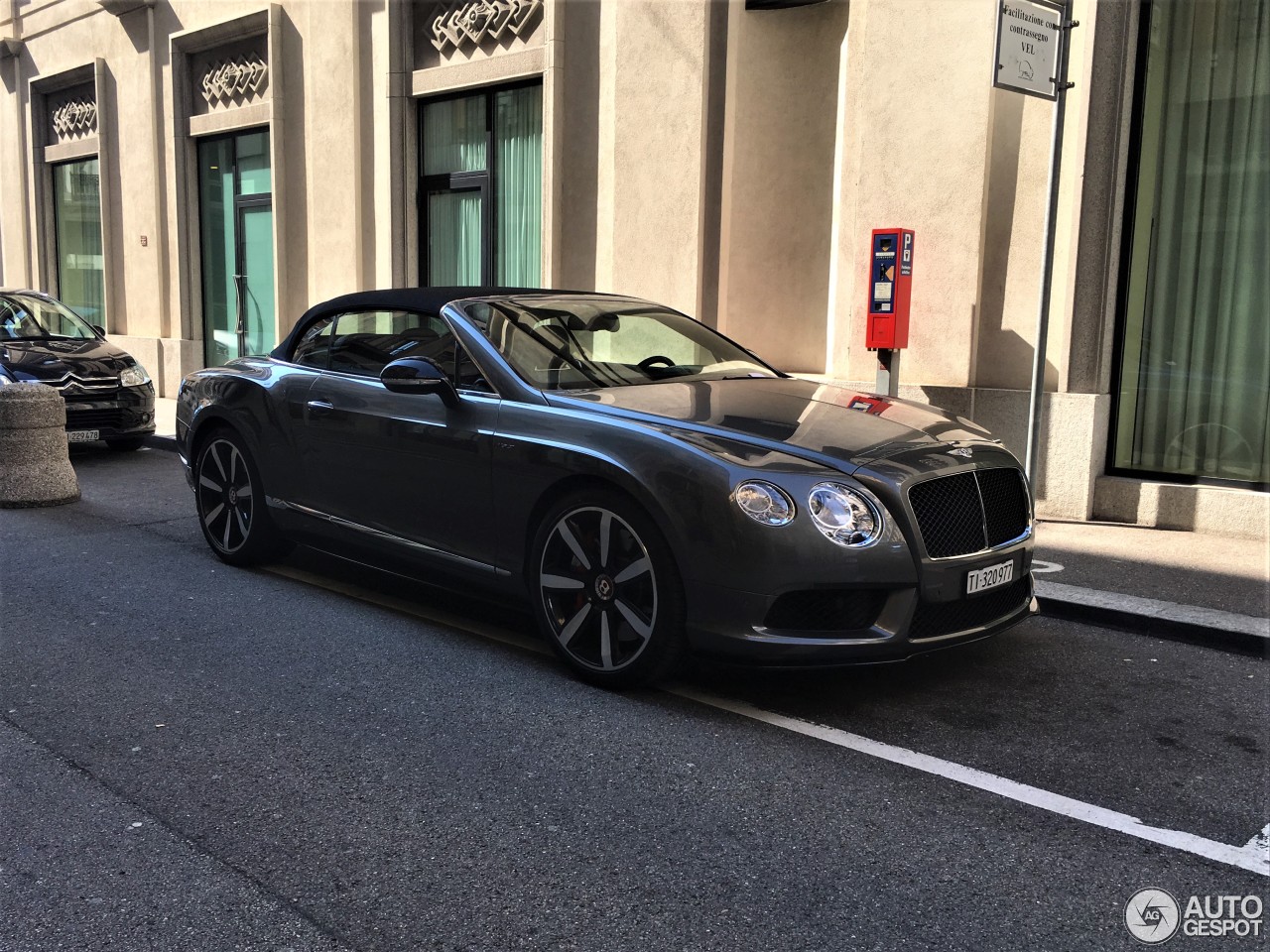 Bentley Continental GTC V8 S