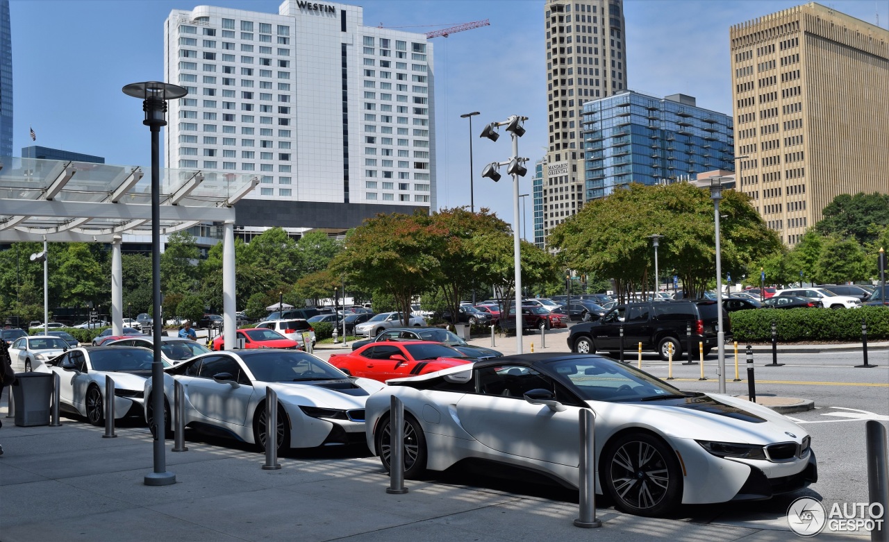 BMW i8 Roadster