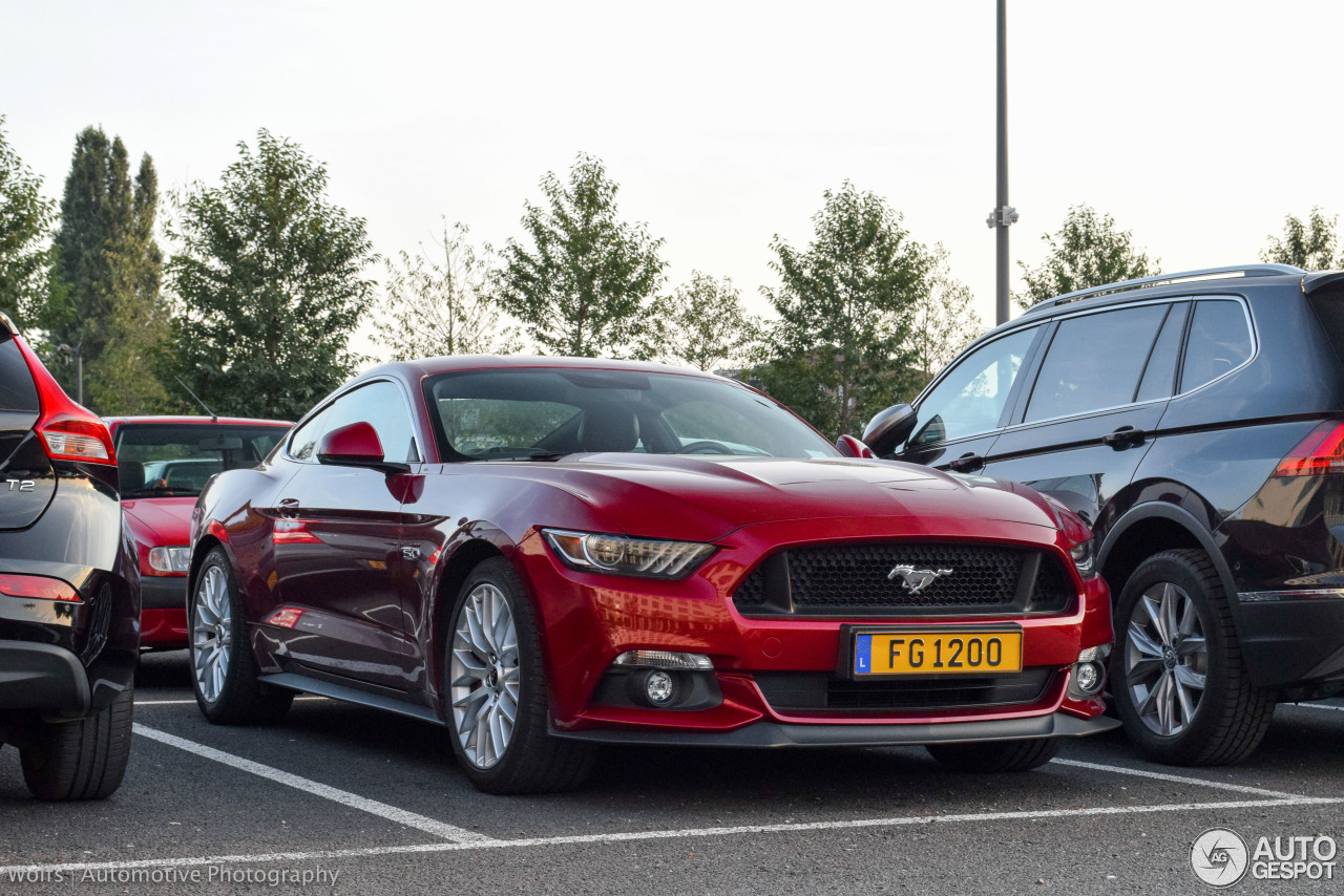 Ford Mustang GT 2015