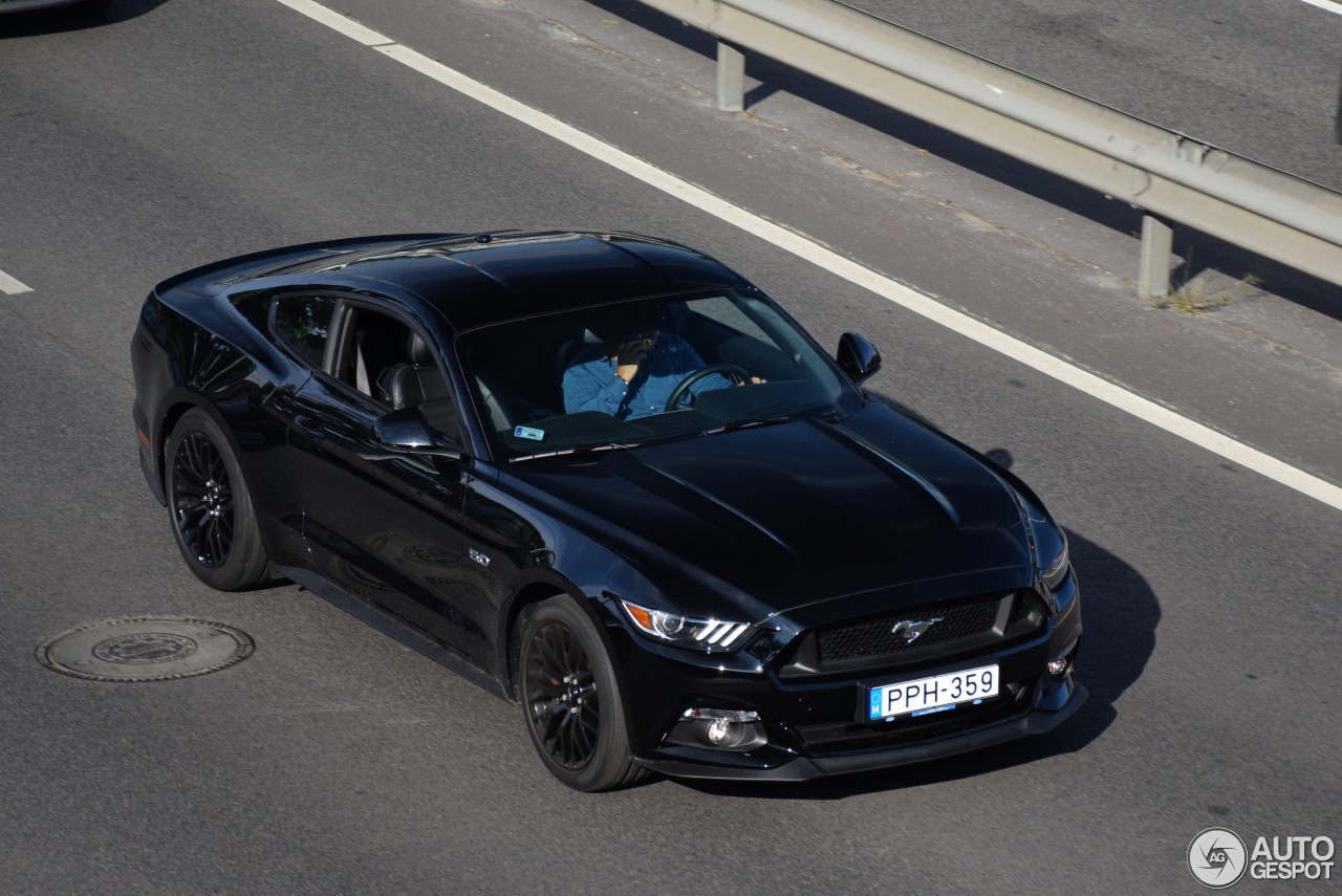 Ford Mustang GT 2015