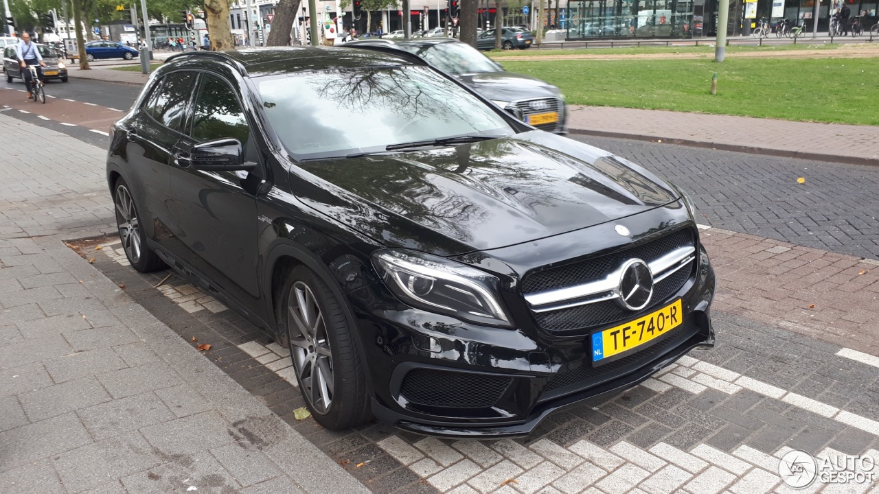 Mercedes-Benz GLA 45 AMG X156