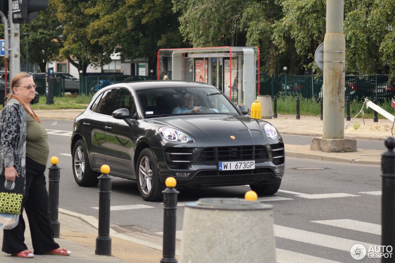 Porsche 95B Macan Turbo