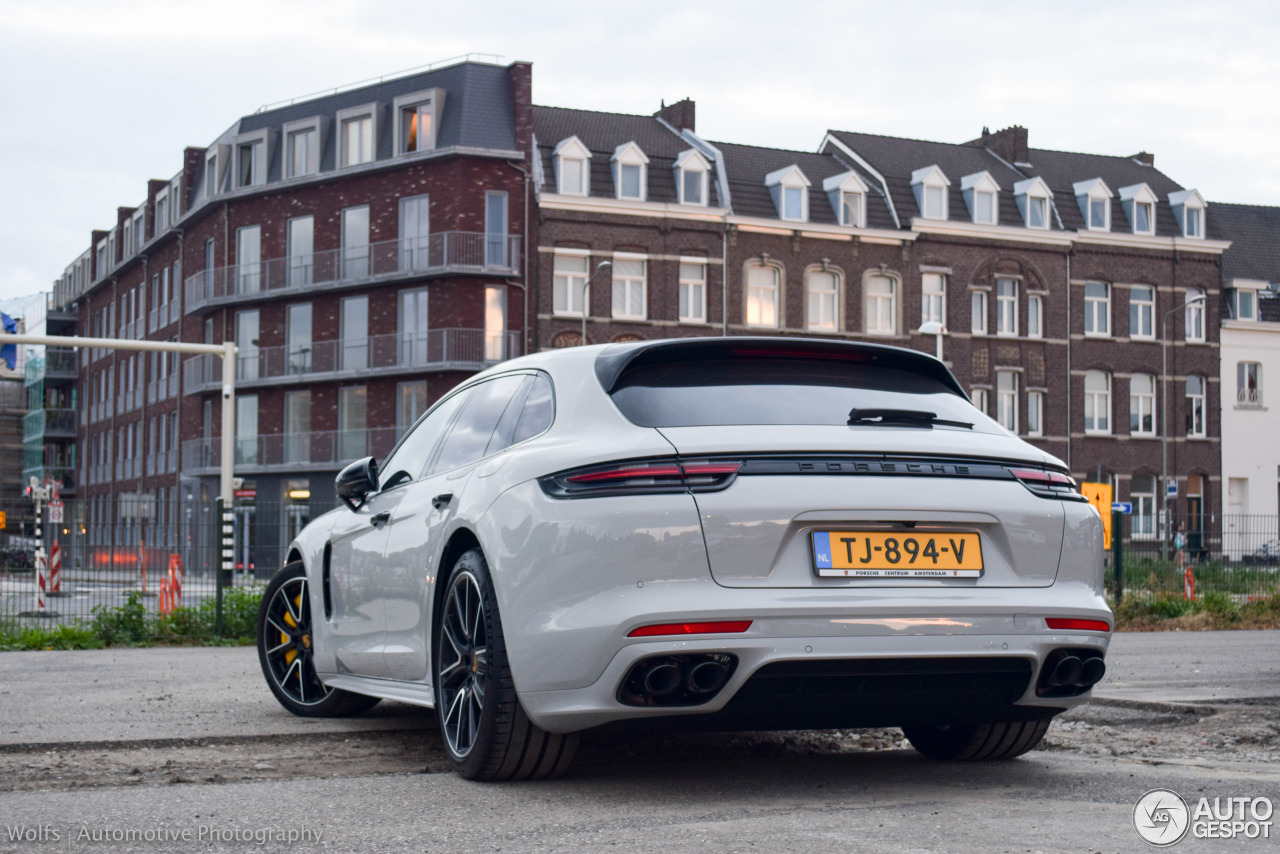 Porsche 971 Panamera Turbo S E-Hybrid Sport Turismo