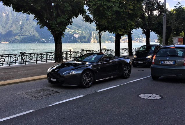 Aston Martin V8 Vantage Roadster 2012