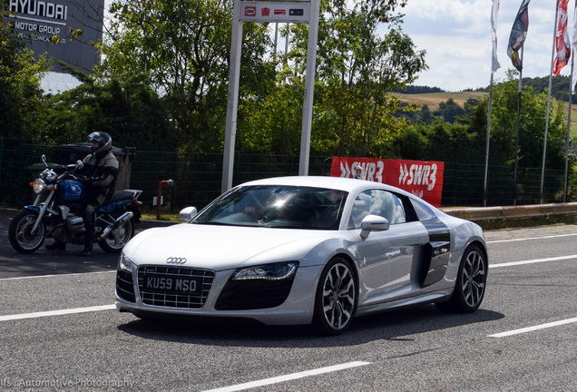 Audi R8 V10