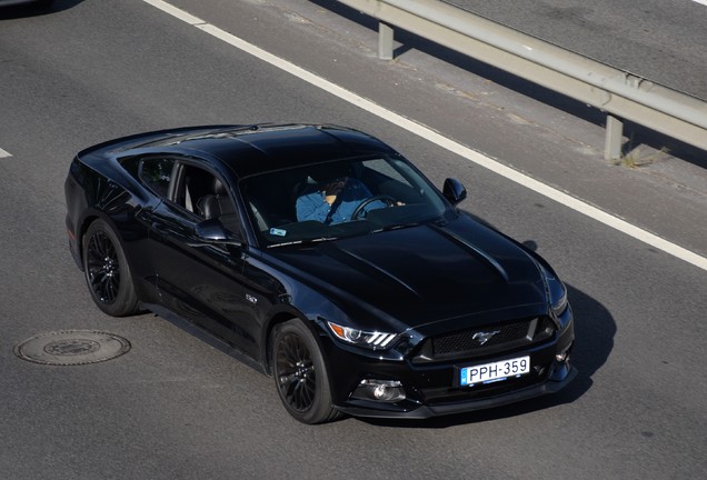 Ford Mustang GT 2015