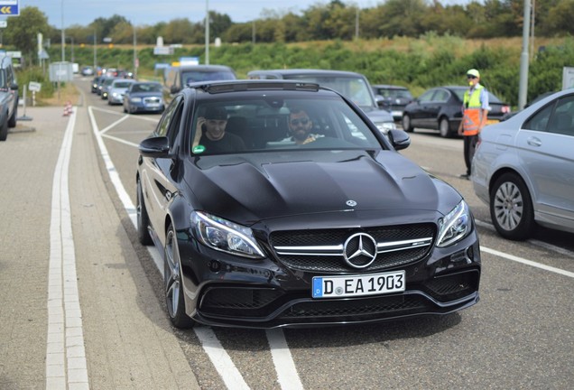 Mercedes-AMG C 63 S W205