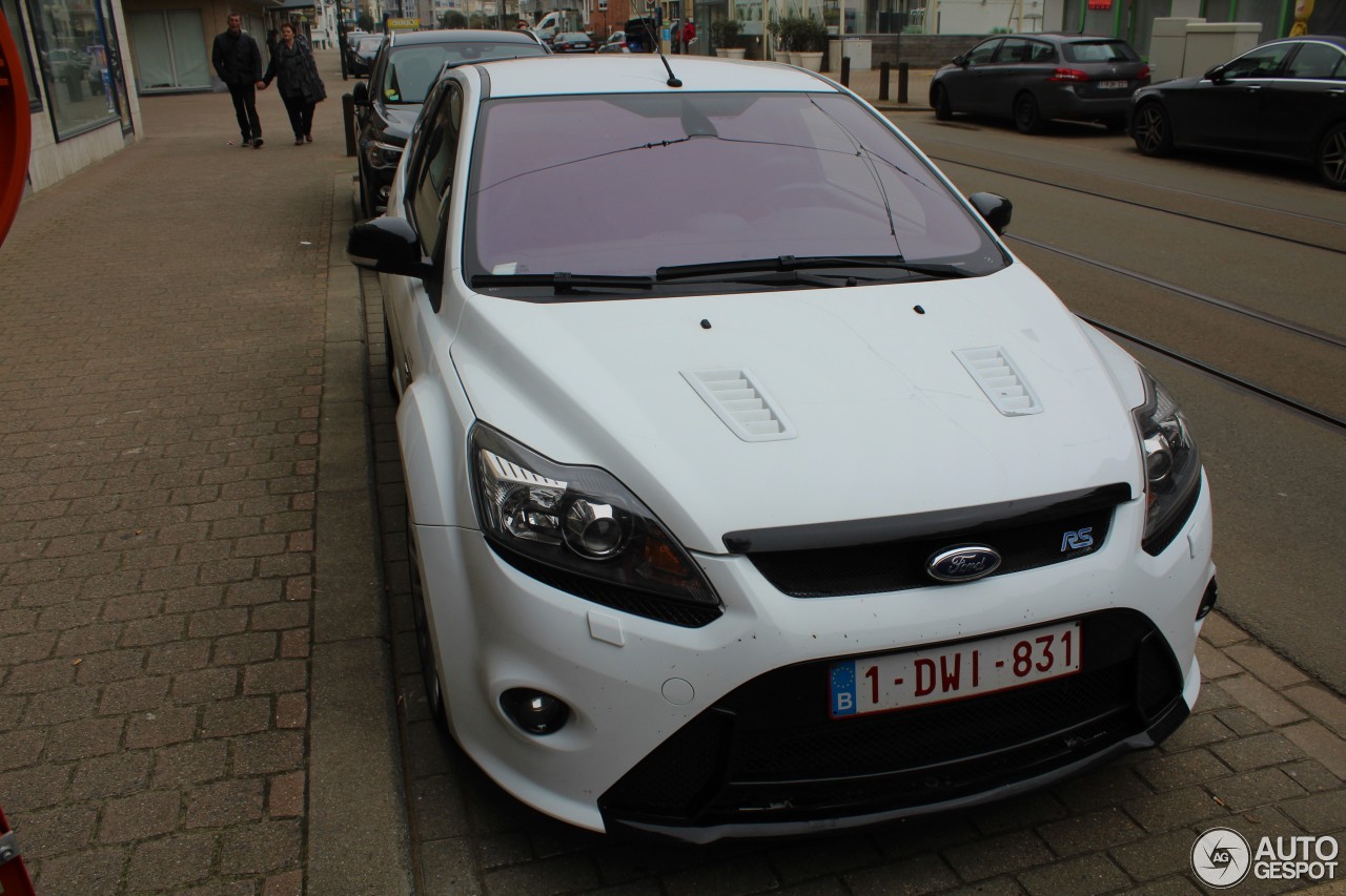 Ford Focus RS 2009 White Edition