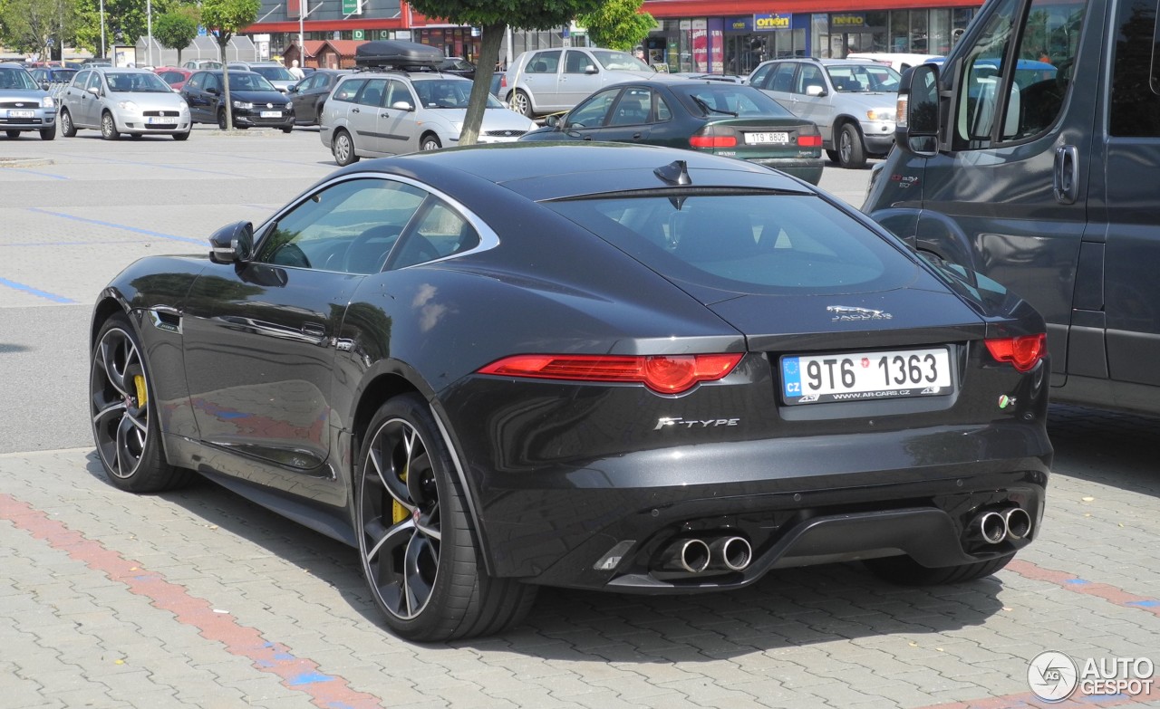 Jaguar F-TYPE R Coupé