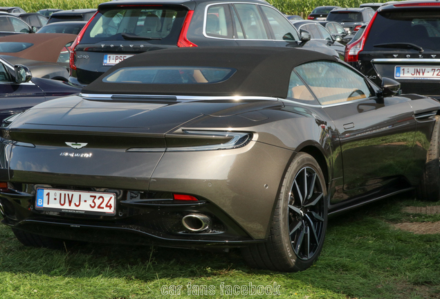 Aston Martin DB11 V8 Volante