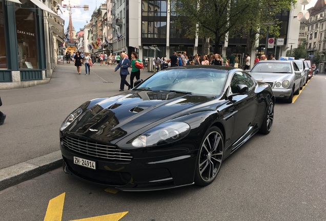 Aston Martin DBS