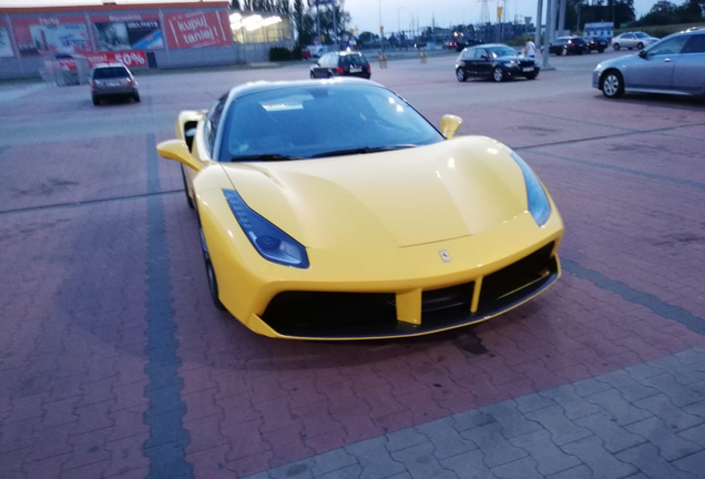 Ferrari 488 Spider