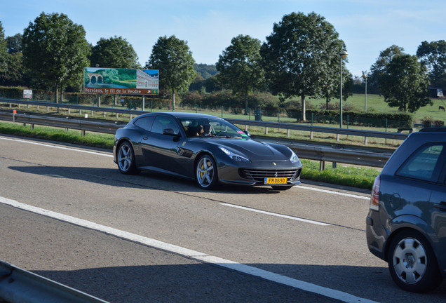 Ferrari GTC4Lusso