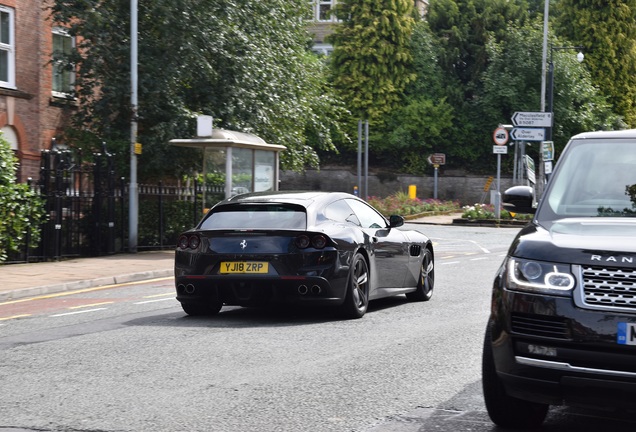 Ferrari GTC4Lusso