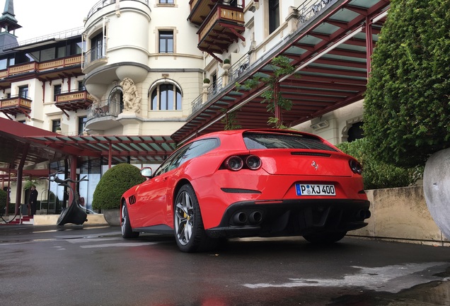 Ferrari GTC4Lusso T