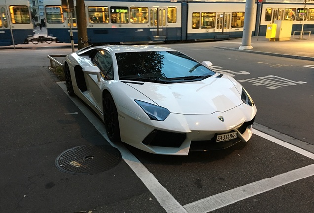 Lamborghini Aventador LP700-4