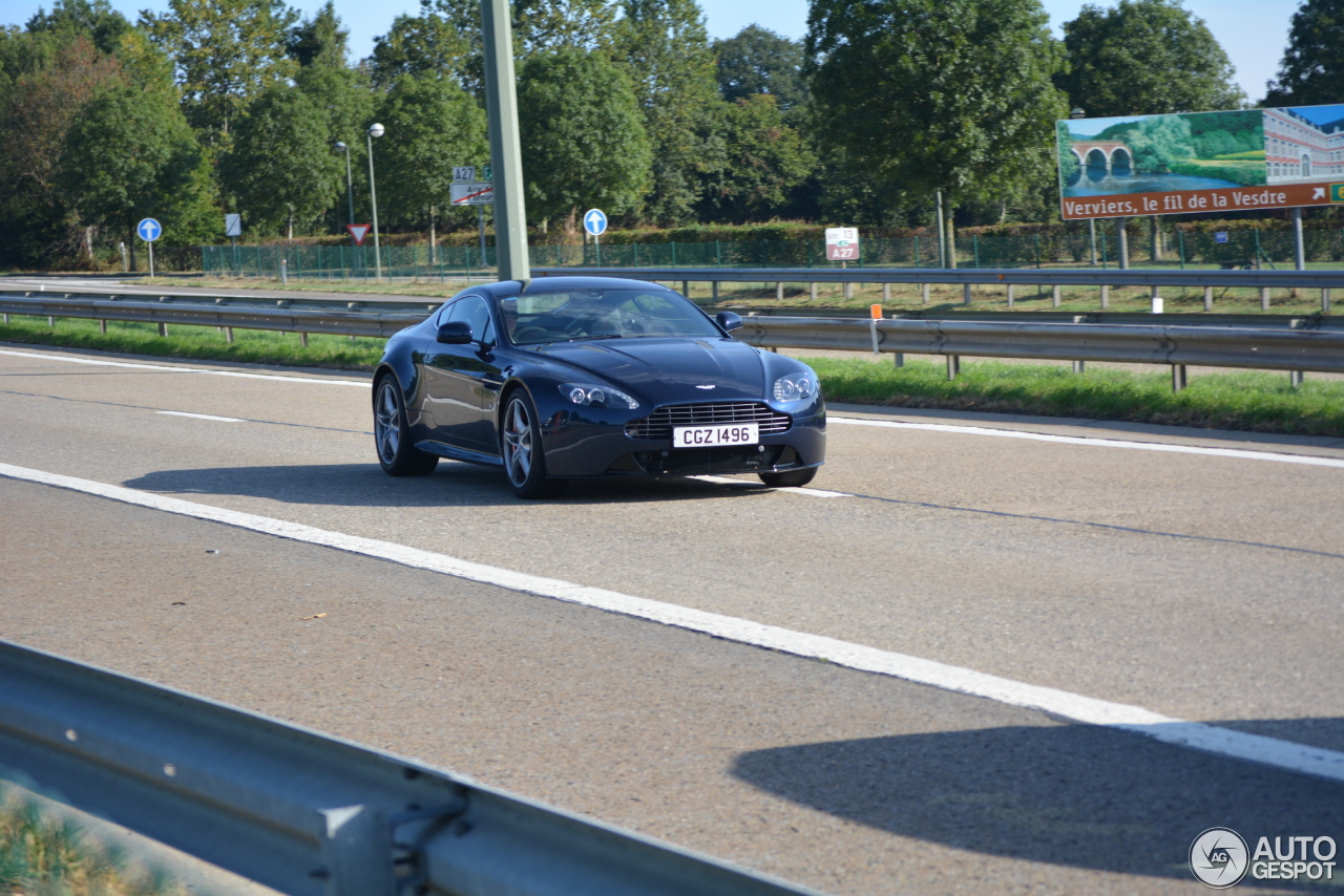 Aston Martin V8 Vantage