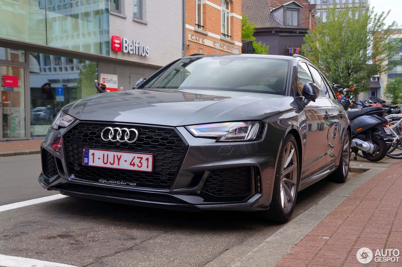 Audi RS4 Avant B9