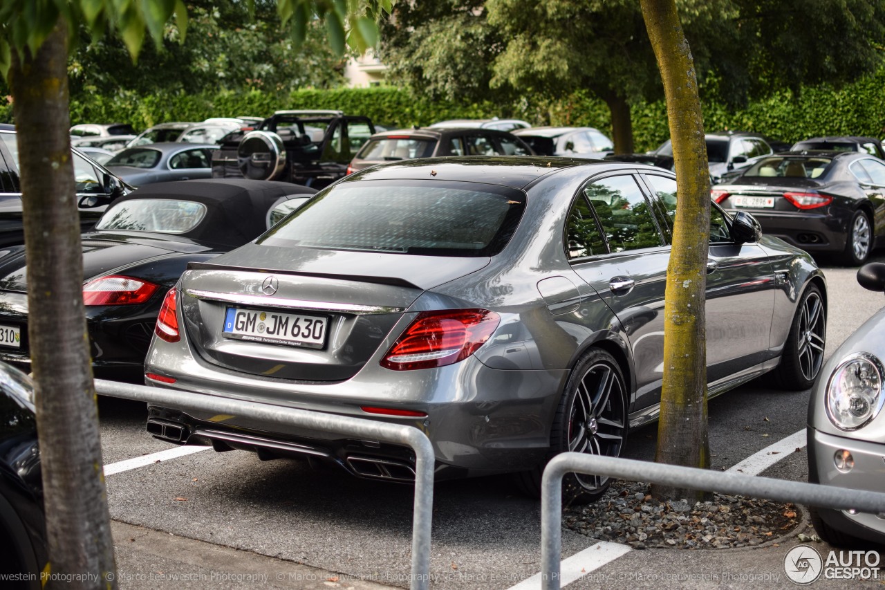 Mercedes-AMG E 63 S W213