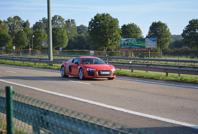 Audi R8 V10 Plus 2015