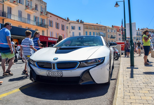 BMW i8