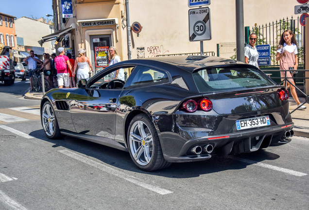 Ferrari GTC4Lusso