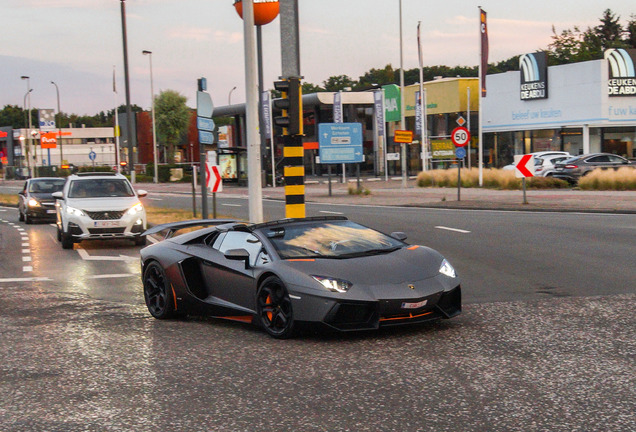 Lamborghini Aventador LP700-4 Roadster