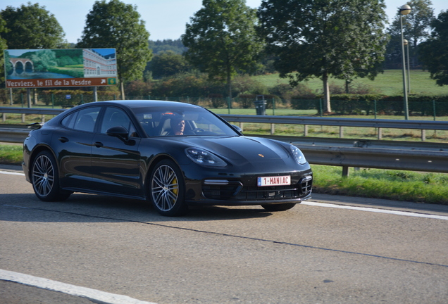 Porsche 971 Panamera Turbo