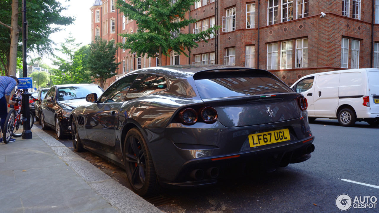 Ferrari GTC4Lusso