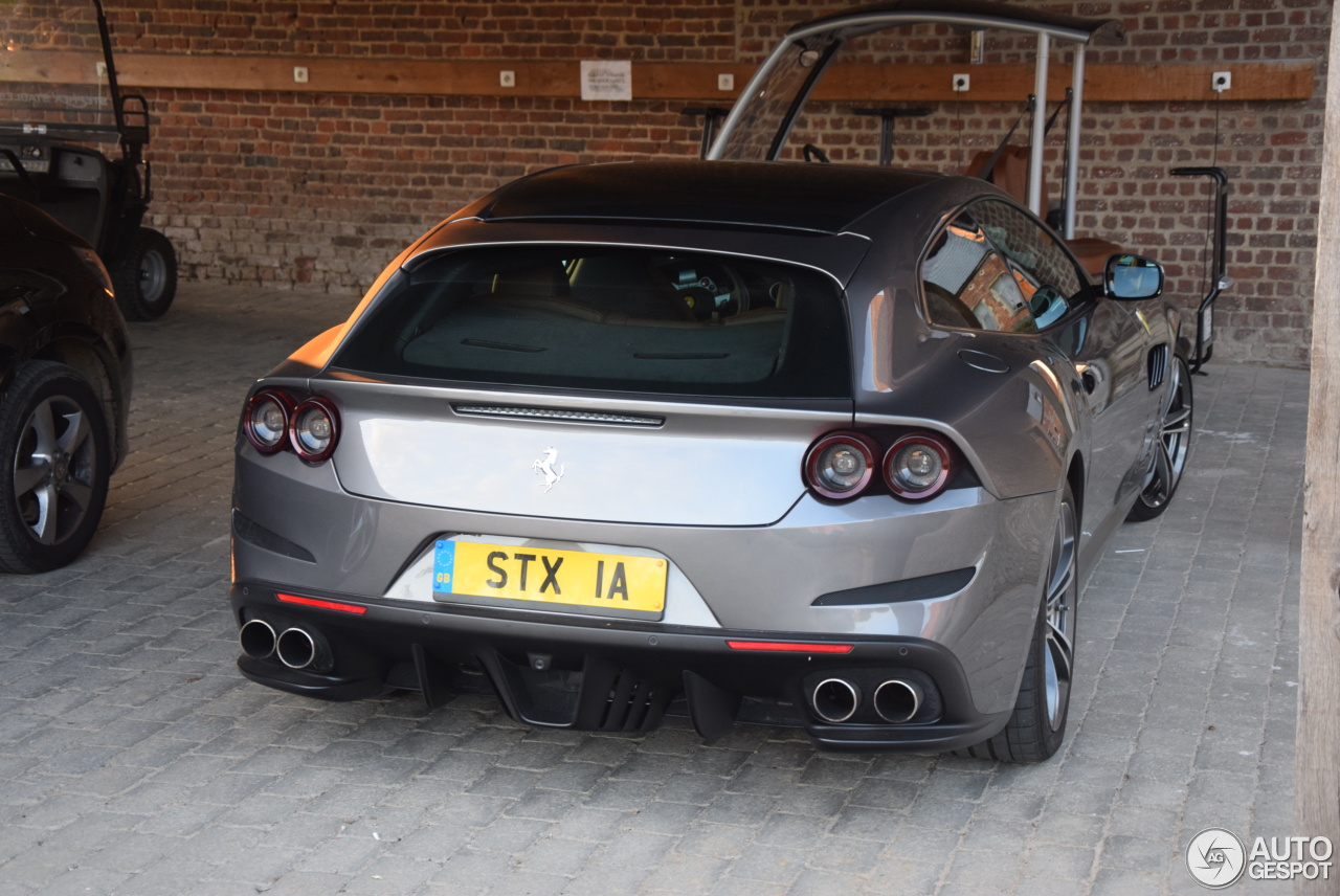 Ferrari GTC4Lusso