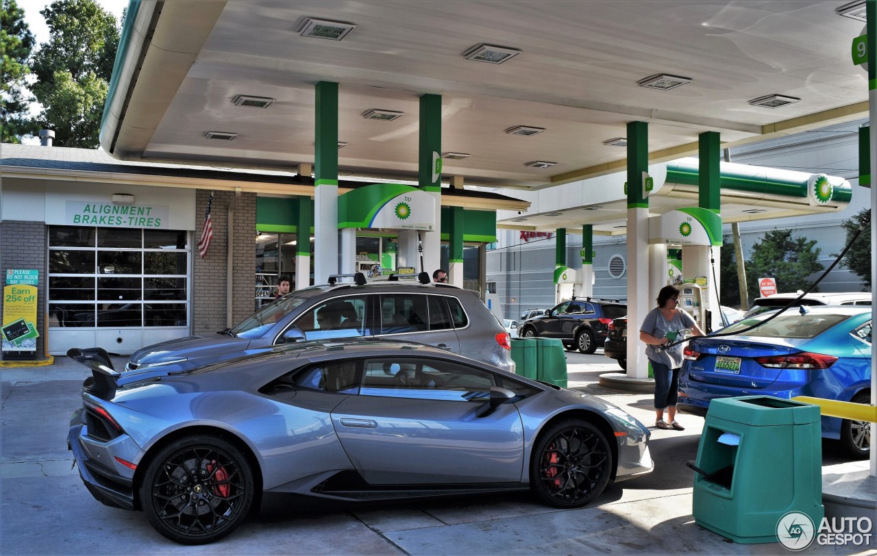 Lamborghini Huracán LP640-4 Performante