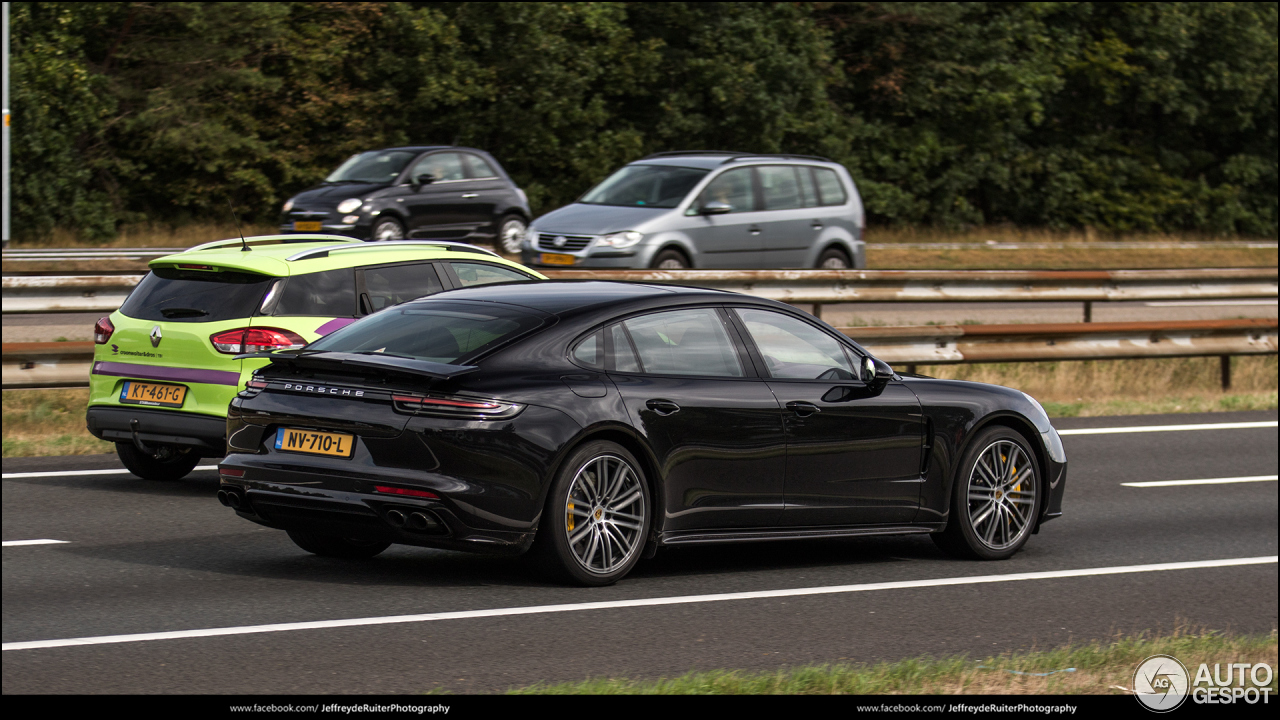 Porsche 971 Panamera Turbo Executive