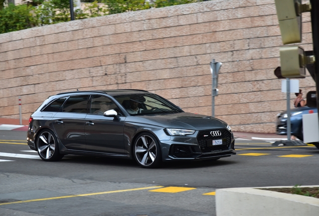 Audi RS4 Avant B9