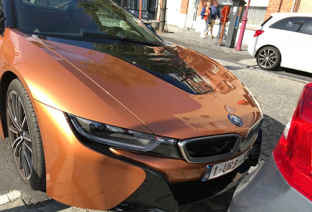 BMW i8 Roadster