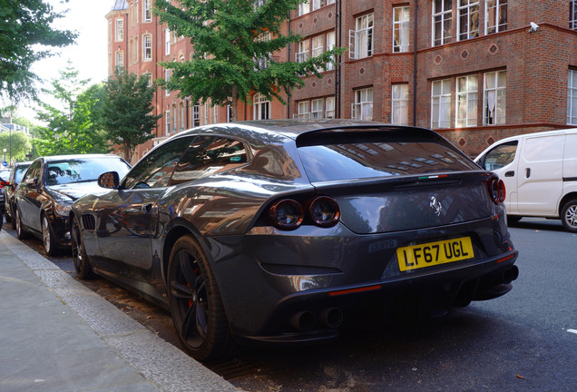 Ferrari GTC4Lusso