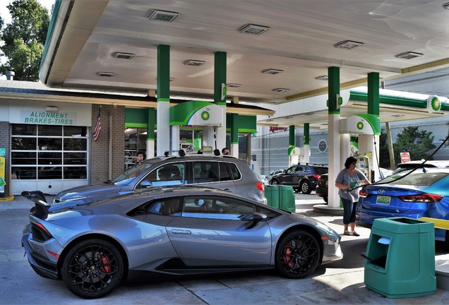 Lamborghini Huracán LP640-4 Performante