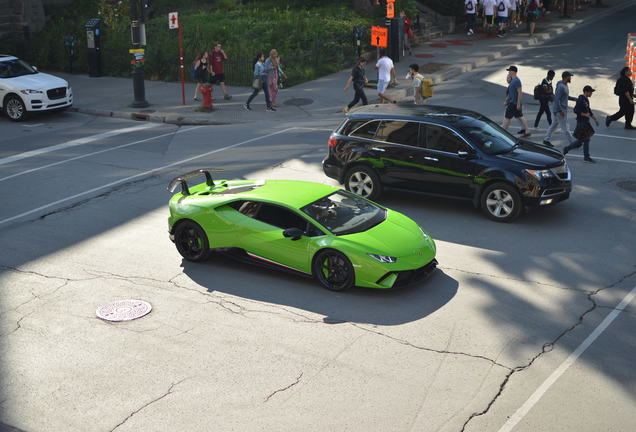 Lamborghini Huracán LP640-4 Performante