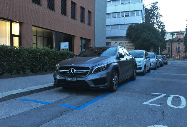 Mercedes-AMG GLA 45 X156