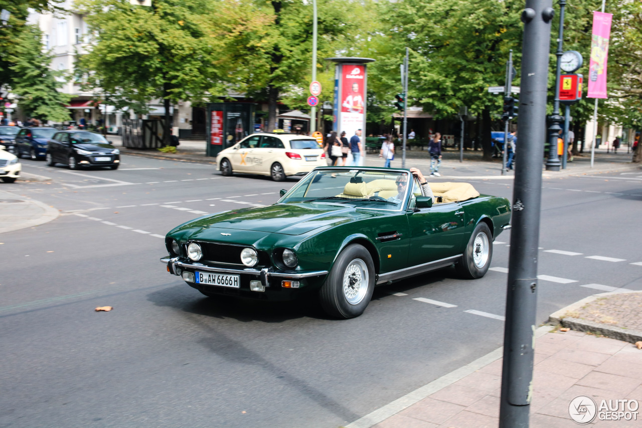 Aston Martin V8 Volante 1978-1990