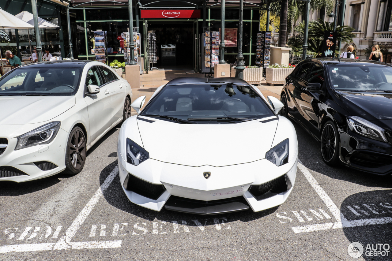 Lamborghini Aventador LP700-4 Roadster