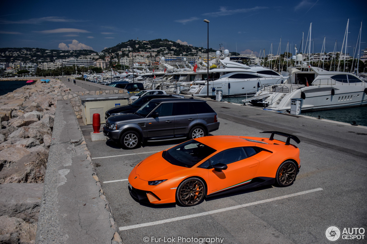 Lamborghini Huracán LP640-4 Performante