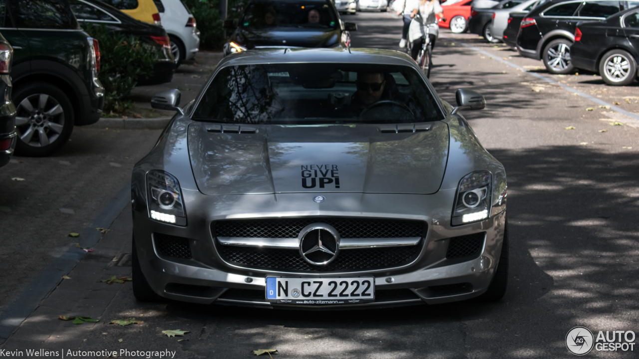 Mercedes-Benz SLS AMG